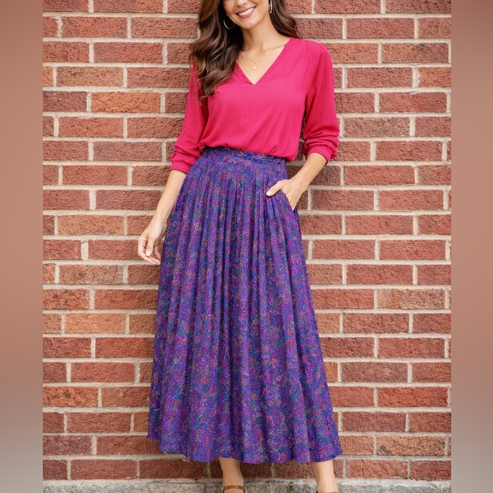 Vintage Elegant Paisley Midi Skirt in Purple and Pink - Picture 1 of 10